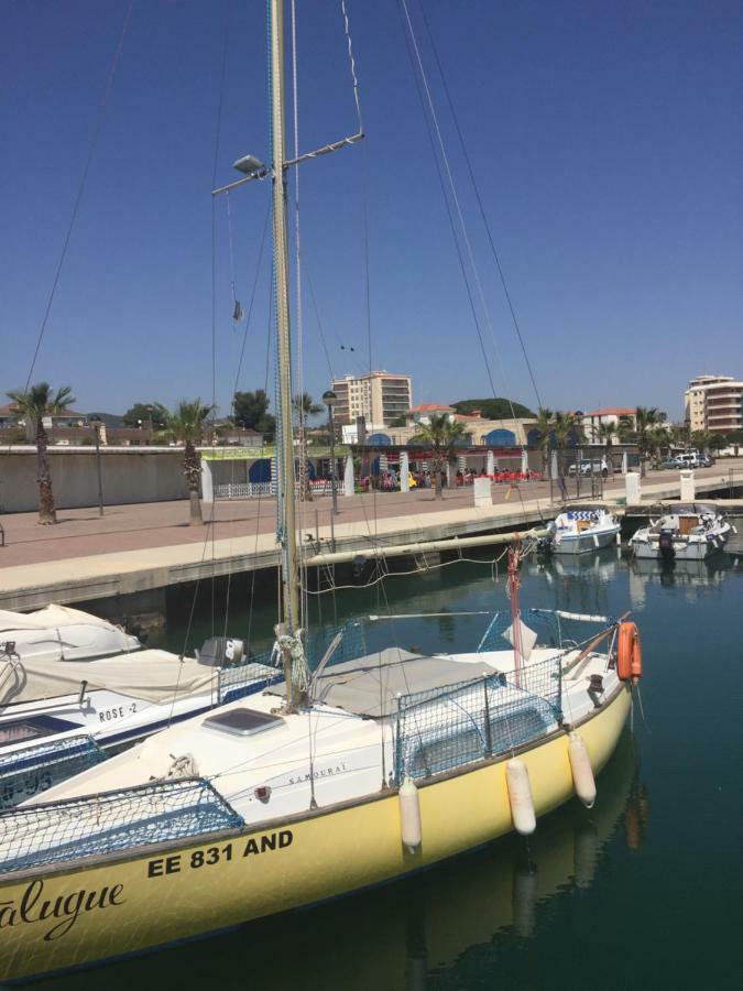شقة Chez Ana كوماروغا المظهر الخارجي الصورة